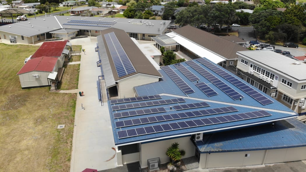 Kaitaia College has put 367 solar panels on the roofs of the school buildings.