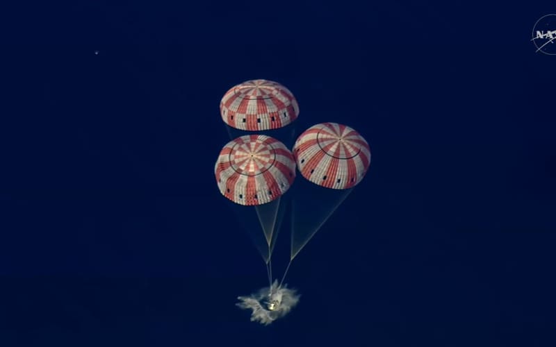 Artemis II crew splashes down safely in Pacific Ocean, ending historic ...