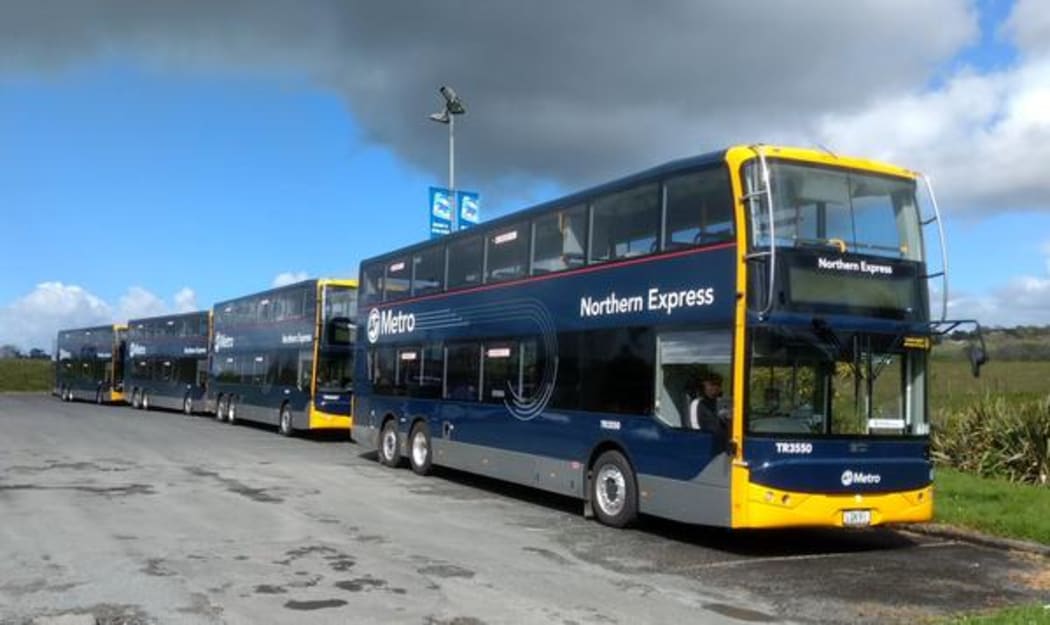 Auckland North Shore Metro buses.