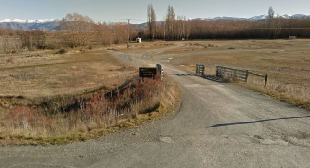 The Ahuriri River Bridge Campsite in Omarama is on the route between Tekapo and Queenstown.
