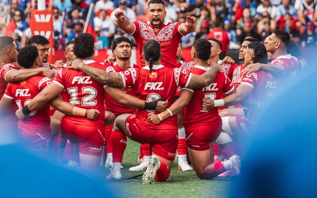 Toa Samoa have beaten Tonga 34-6 at Brisbane's Suncorp Stadium.
Tonga's coach Kristian Woolf said the occasion was outstanding but overall he was really disappointed.