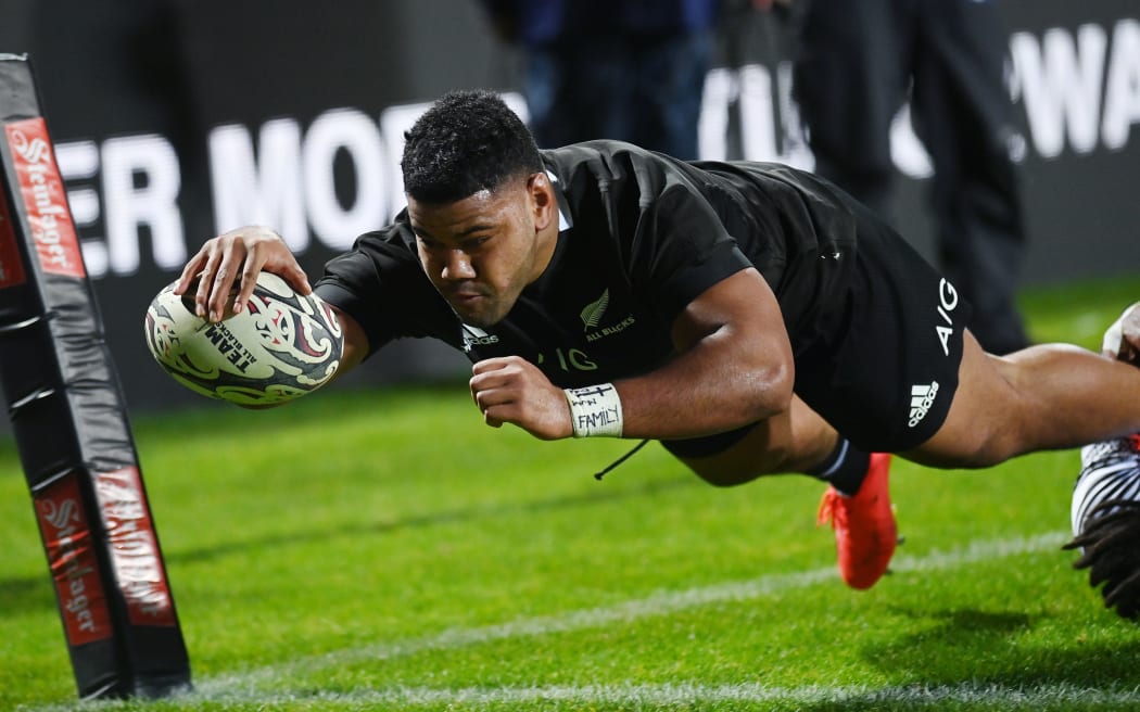 Samisoni Taukei'aho scores a try.
All Blacks v Fiji, Steinlager Series, international rugby union test match. FMG Stadium Waikato, Hamilton, New Zealand. Saturday 17 July 2021. © Copyright Photo: Andrew Cornaga / www.photosport.nz