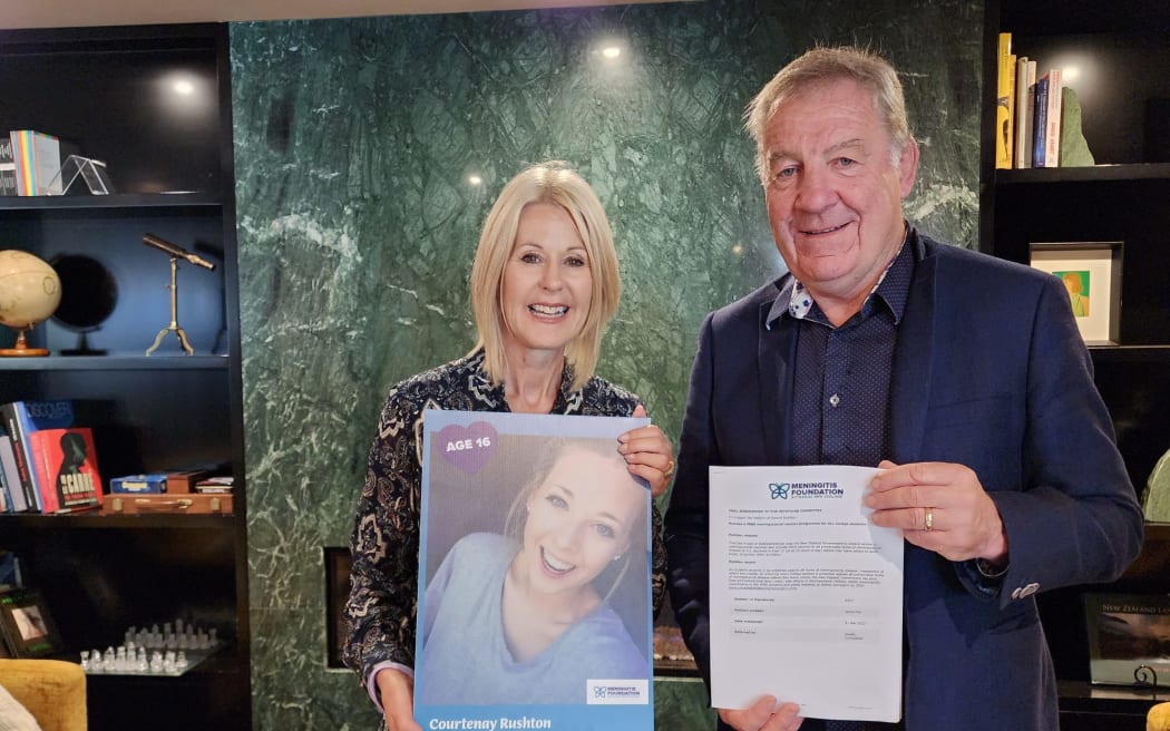 Claire and Gerard Rushton represented the Meningitis Foundation Aotearoa New Zealand before the Health Select Commitee on Wednesday.