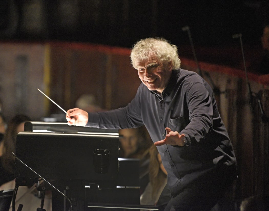 Sir Simon Rattle in rehearsal for Der Rosenkavalier