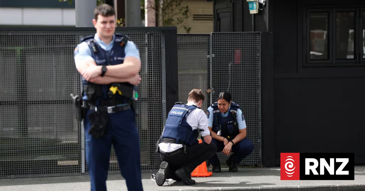 Person in custody after man seriously injured, covered in blood in mall altercation