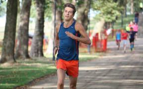 Gez Medinger used to run 90kms every week but six months after contracting Covid-19 he is exhausted by tasks as simple as taking out the rubbish.