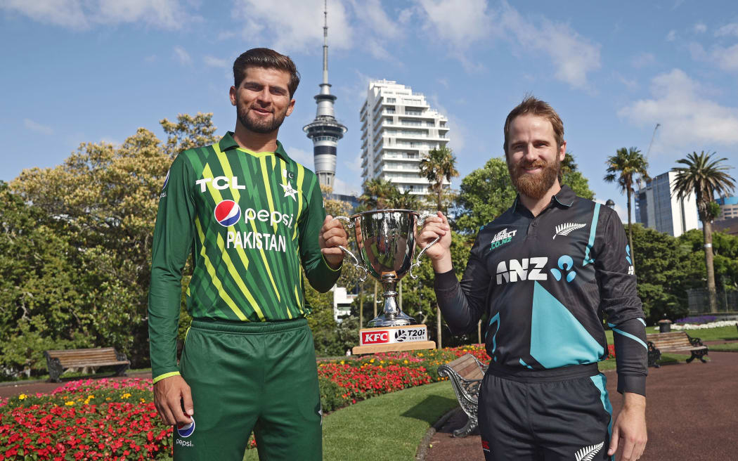 Pakistan's captain Shaheen Shah Afridi and New Zealand's captain Kane Williamson with the trophy prior to the first T20 cricket match between New Zealand and Pakistan.