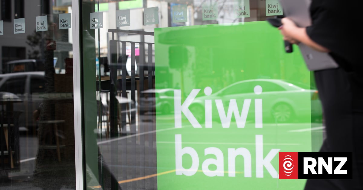National still keen on growing Kiwibank with the help of private local investors