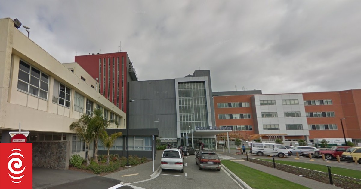Around the motu: Robin Martin in Taranaki | RNZ