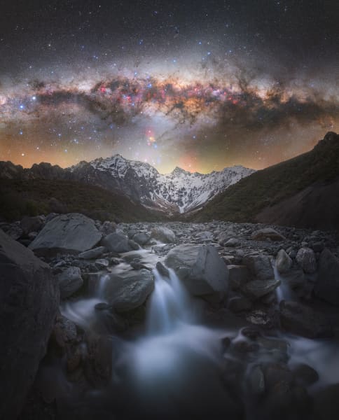 Cosmic Flow by Tom Rae.