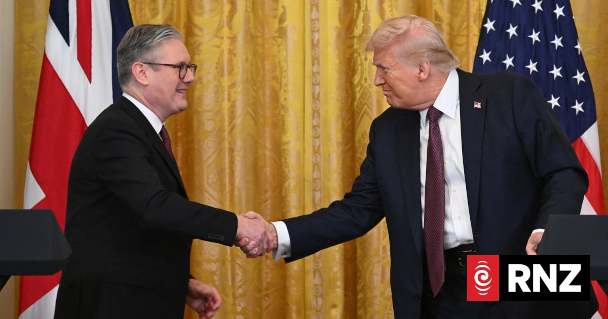 Trump will announce a ‘major trade deal’ with the UK Thursday | RNZ