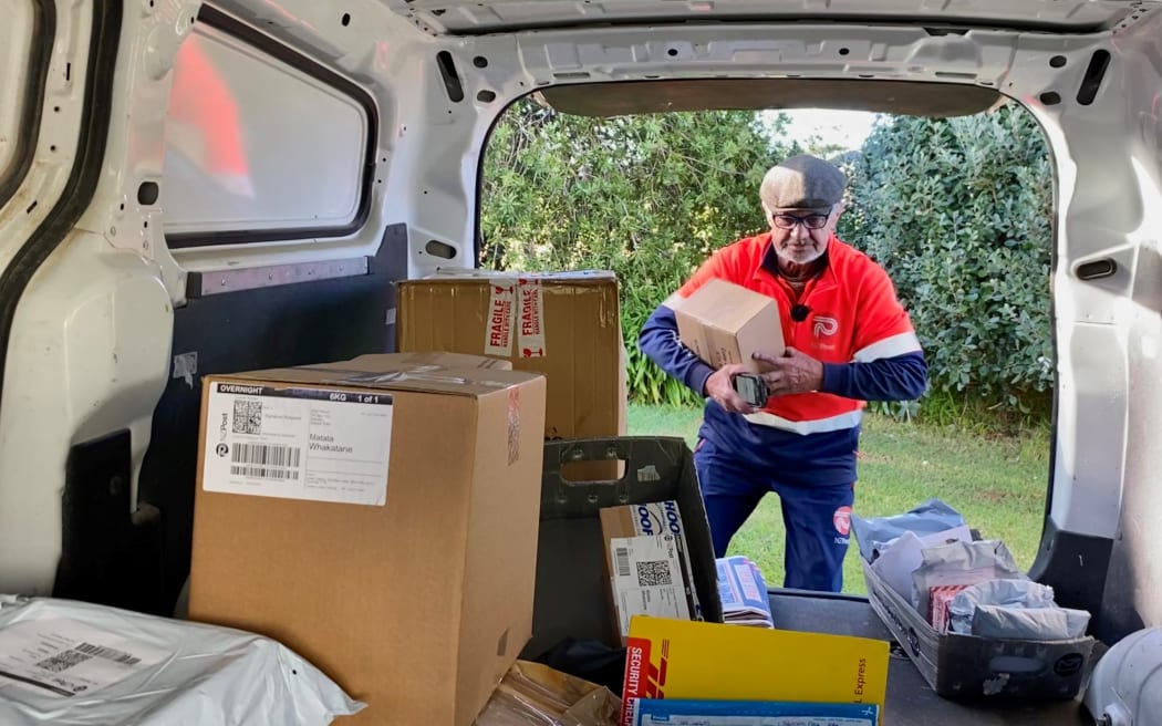 Lee Pryor busy delivering parcels along the Whakatāne coastline.