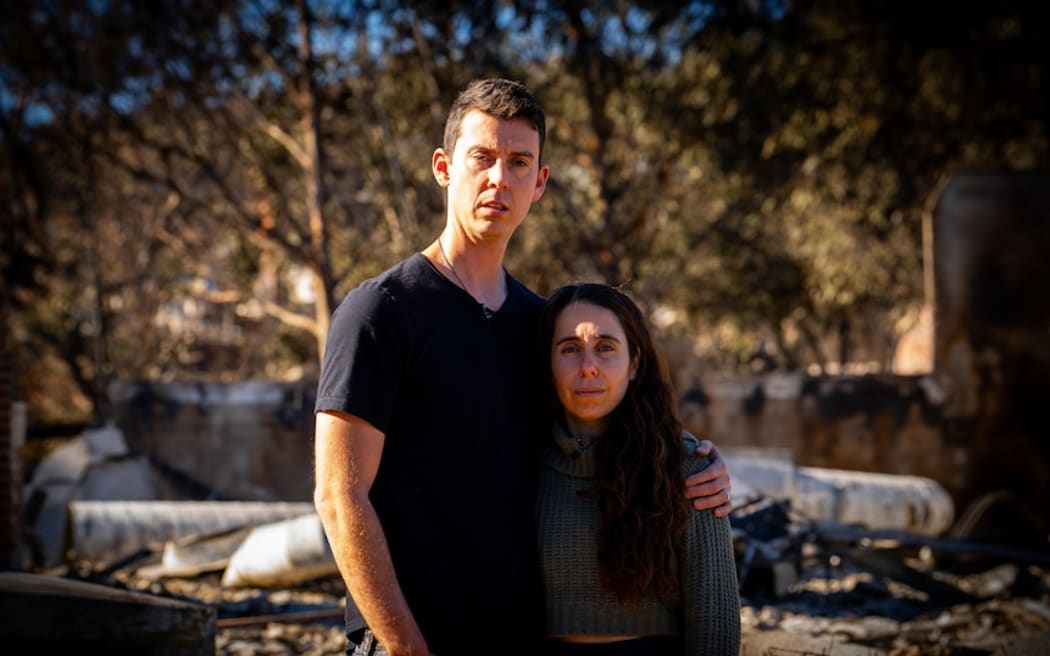 The Houses have vowed to rebuild their home in LA.