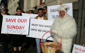 Easter Trading 'a trial'   employers on notice, says Dunedin's mayor: RNZ Checkpoint