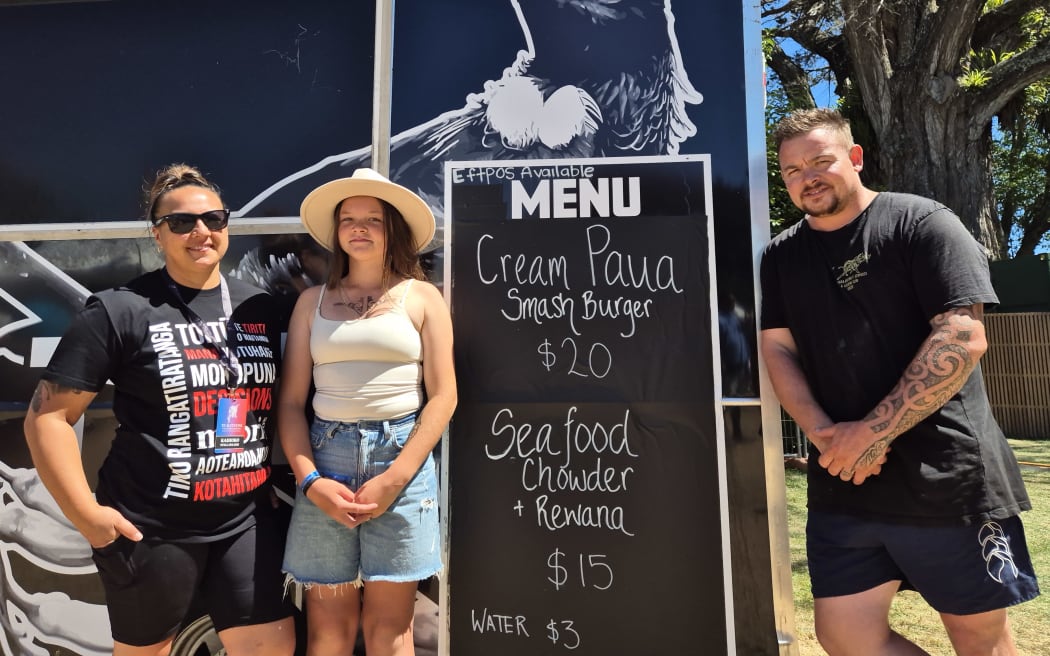 Frances, Karlee, and Simon Richardson said their cream pāua smash burger has been a 'game changer.'