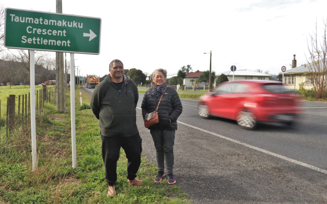 Community leaders Roddy Pihema and Te Awe Koni, of Taumatamākuku Community Residents Representative Committee, have long campaigned for greater road safety in and around the settlement.