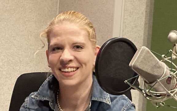 Dr Mona Krewel
