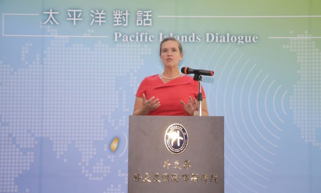 Senior US official, Sandra Oudkirk