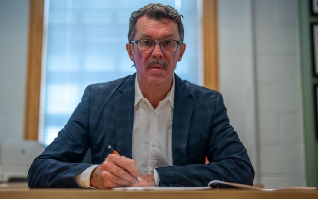 Dr Noel Brewer says the current measles outbreak is a "complete and utter failure of public health". (ABC News: Cameron Schwarz)
