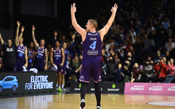 Colton Iverson of the Breakers.