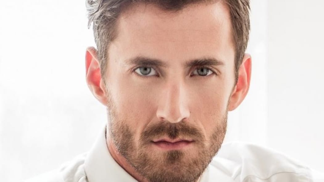 Baritone Hadleigh Adams