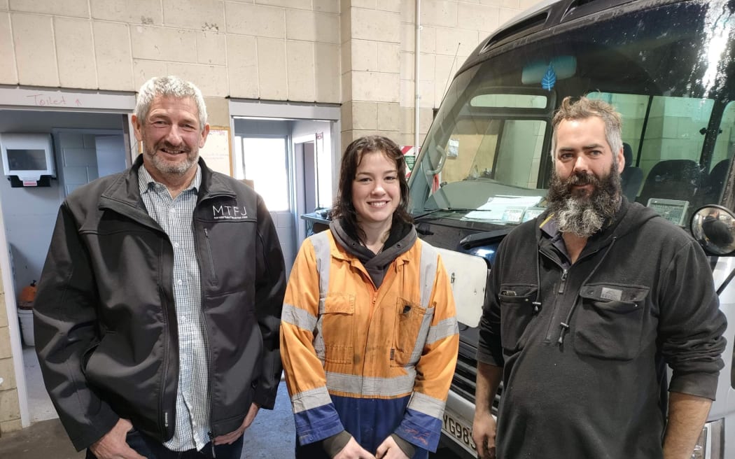 Kaikōura Mayor Craig Mackle (left) and the Mayors’ Taskforce for Jobs programme supported Courtney Burke to step up to be a diesel mechanic with her employer Sam Lewthwaite last year.