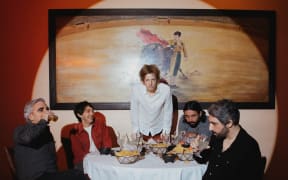 Spoon band