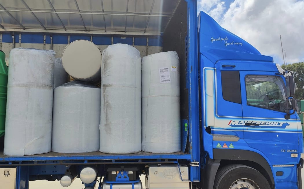 Tank Guy says demand has been high for water tanks in Wellington, amid warnings the region faces a serious water shortage if dry weather continues.