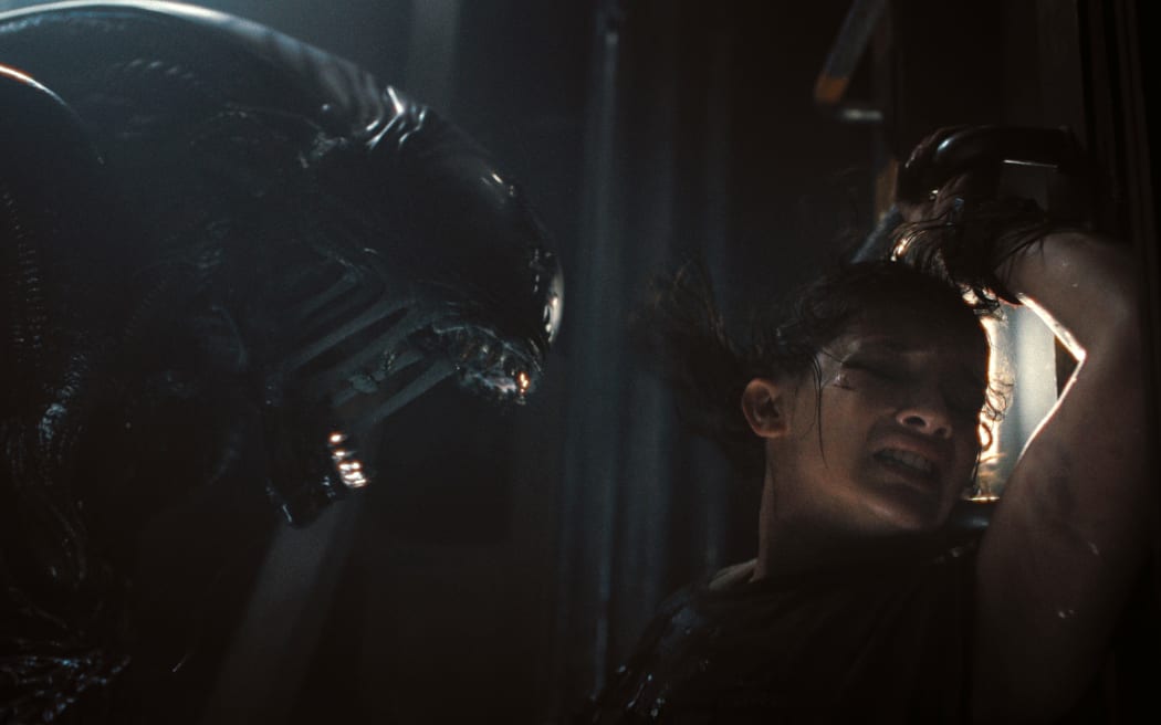 Cailee Spaeny in Alien Romulus (2024) directed by Fede Alvarez.