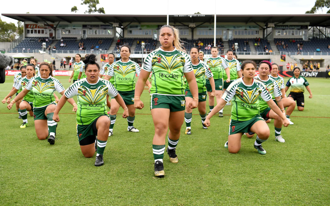Cook Islands perform the Pe’e -Vaine Moana.