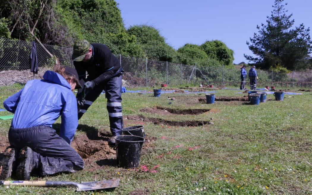 Scientists dig up plastic skeletons.