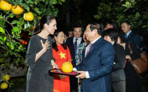 Prime Minister Jacinda Ardern and Vietnamese PM Pham Minh Chinh.