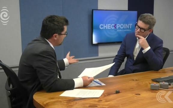 Teenager describes being put in police cell in kidnapping trial