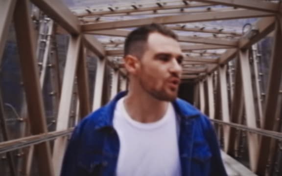Still from Alae's 'Frozen in LA'