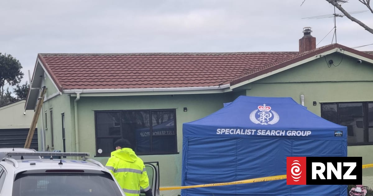 Body seen lying on porch following 'serious incident' in Auckland's Papatoetoe