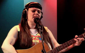 Tami Neilson performing at RNZ