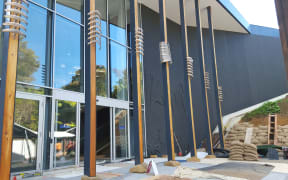 The new Waitangi museum with exterior art work by Carin Wilson