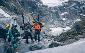 Short film Waiatoto tells the story of a traverse across the Southern Alps through packraft, skis and tramping.