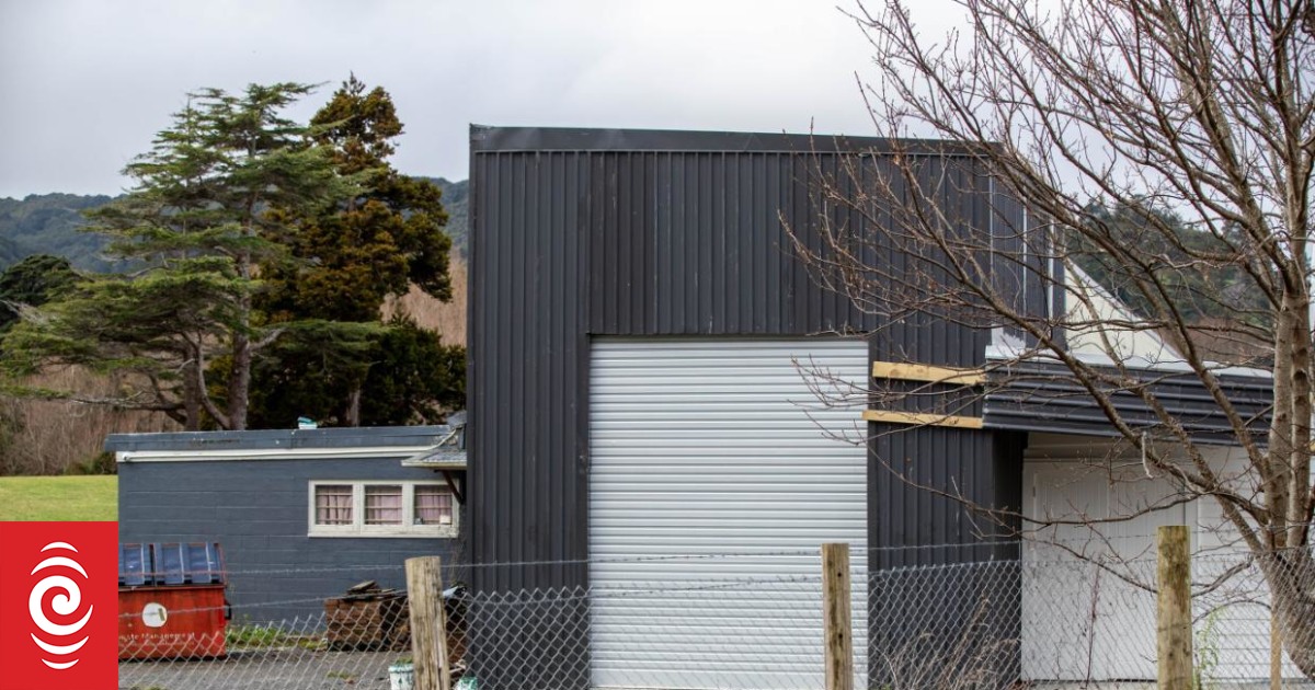 'Offensive' crematorium 'seems to have popped up' next door in Wainuiomata