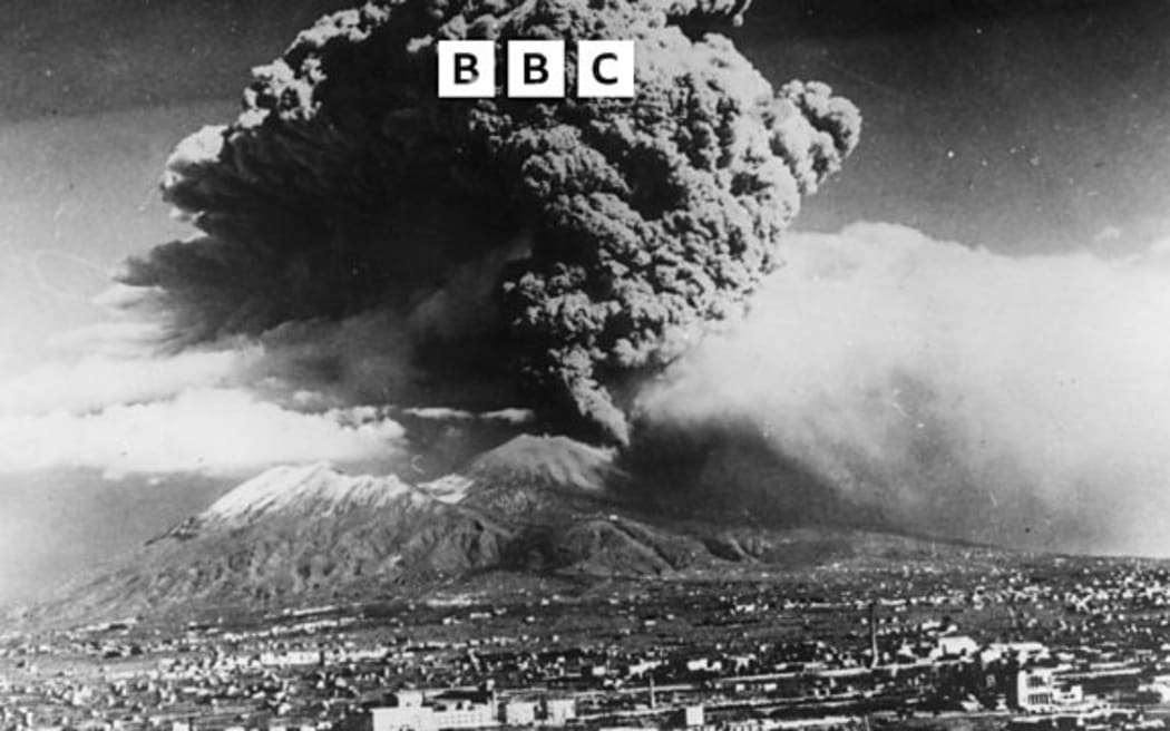 Vesuvius erupting in March 1944