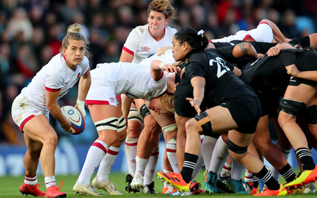 Black Ferns Kennedy Simon in action against England 2021.