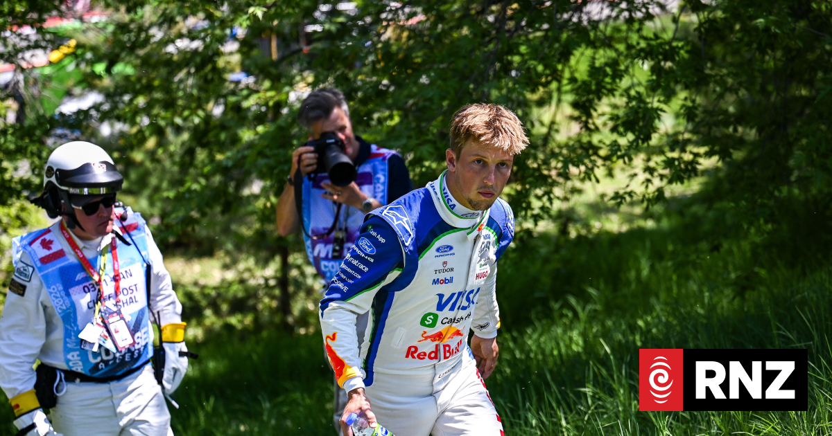 F1: Liam Lawson at back of Candian GP grid after technical woes