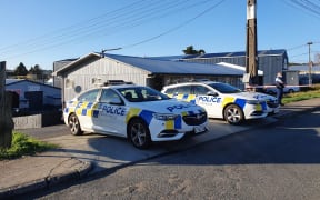 Police on guard at Masjid-E-Bilal mosque in Glen Eden, west Auckland - 4 September 2021