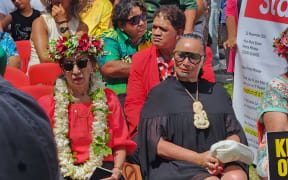 e Pāti Māori co-leader Debbie Ngarewa-Packer (right) sits next to the leader of Cook Islands opposition Tina Browne at the front of Parliament during the protest.