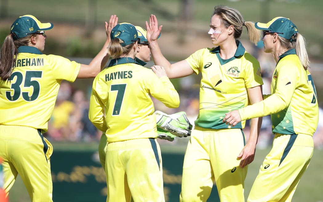 Australia are on the verge of a cleansweep against New Zealand.