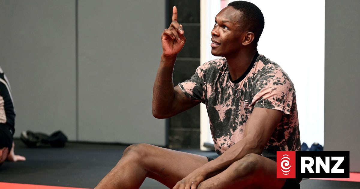 Stylebender out to bend history at UFC 259 | RNZ
