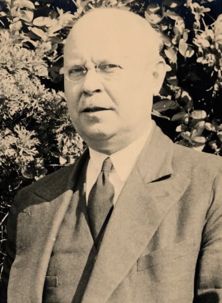 Radio Corporation of New Zealand founder W Marks.