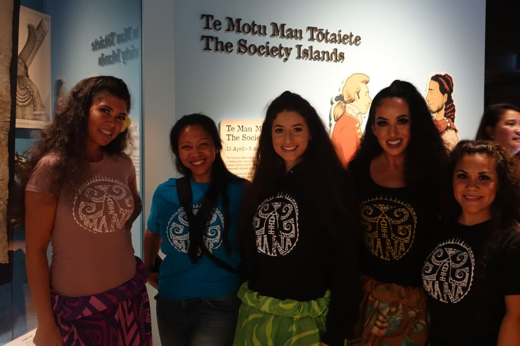 Tahitian dancers at Tupaia's exhibition in Auckland.