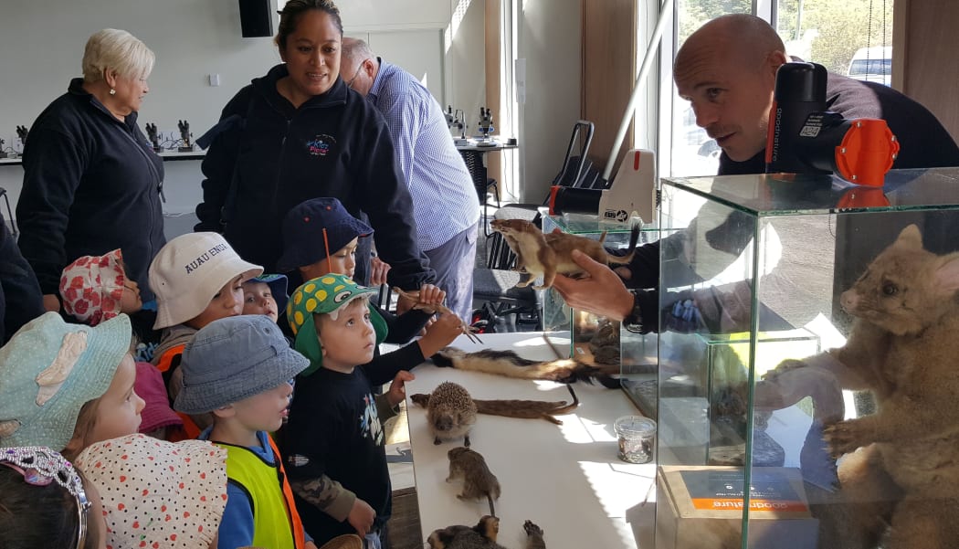 Preschoolers are introduced to introduced mammals such as rats, possums and hedgehogs during the Stokes Valley bioblitz.