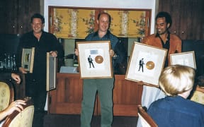 Alan Jansson, Simon Grigg, Paulie Fuemana